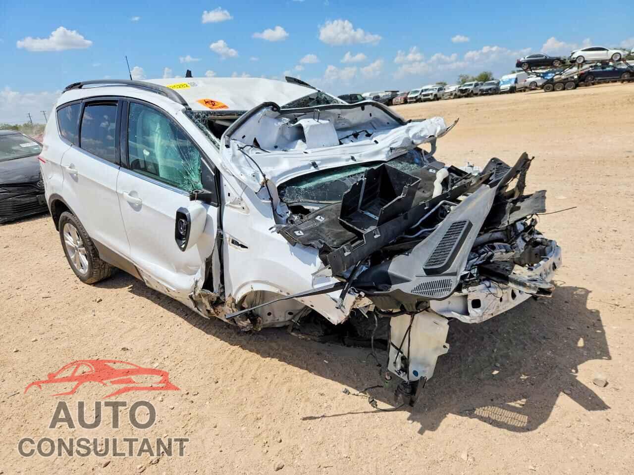 FORD ESCAPE 2018 - 1FMCU0GD6JUC13373