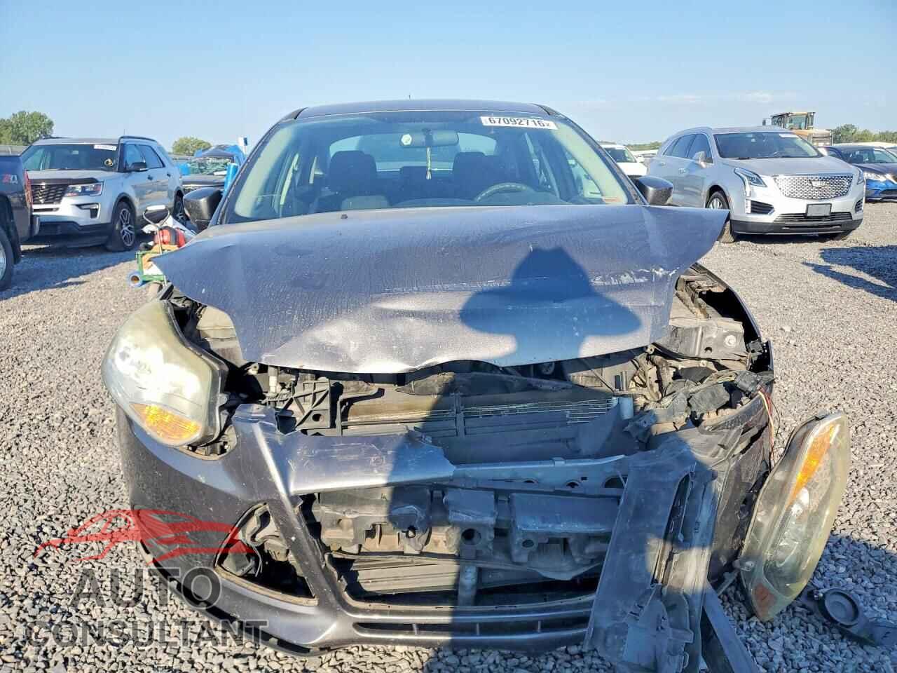 FORD FOCUS 2014 - 1FADP3F22EL349972