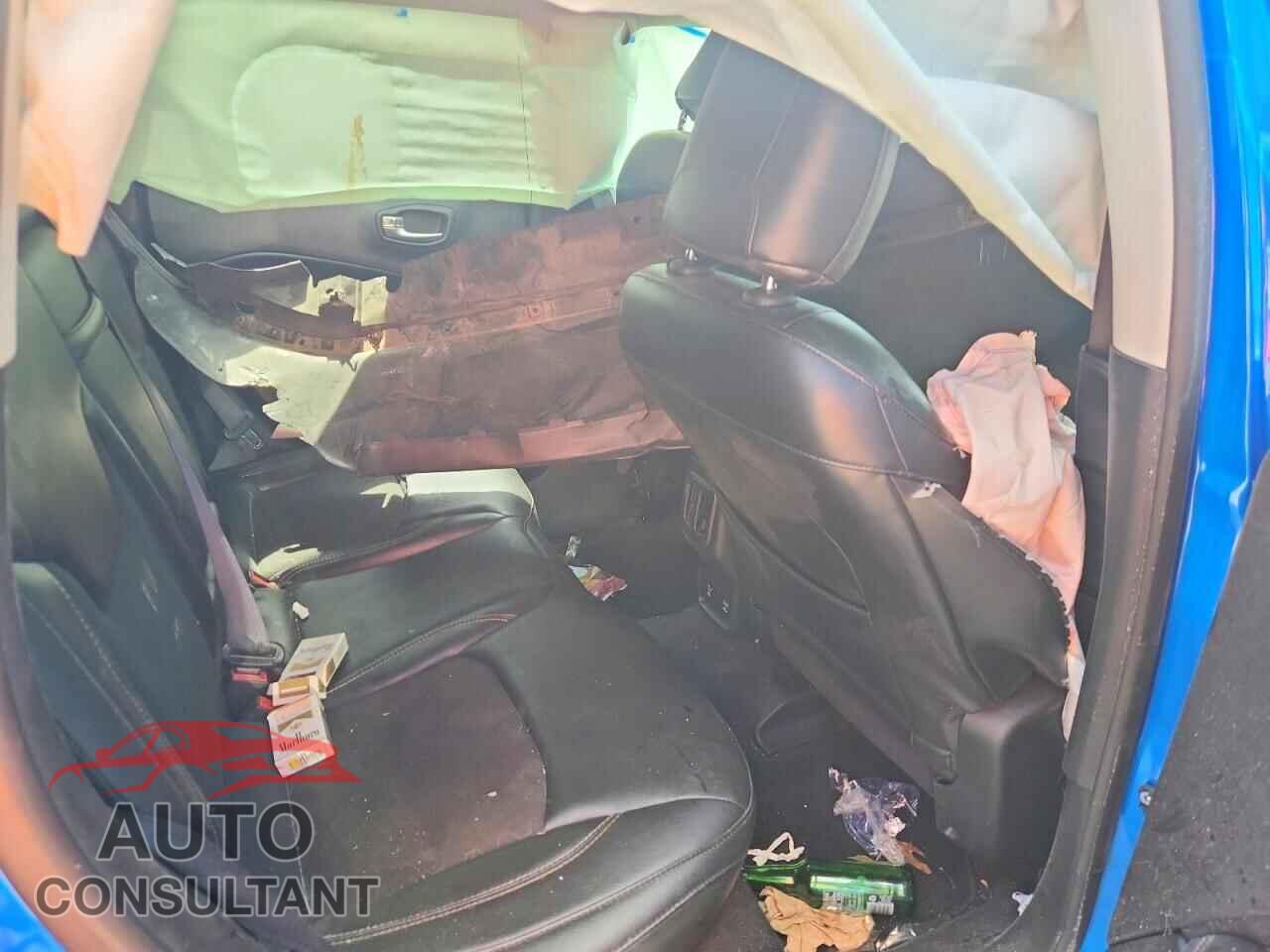 JEEP COMPASS 2018 - 3C4NJDBB8JT315853