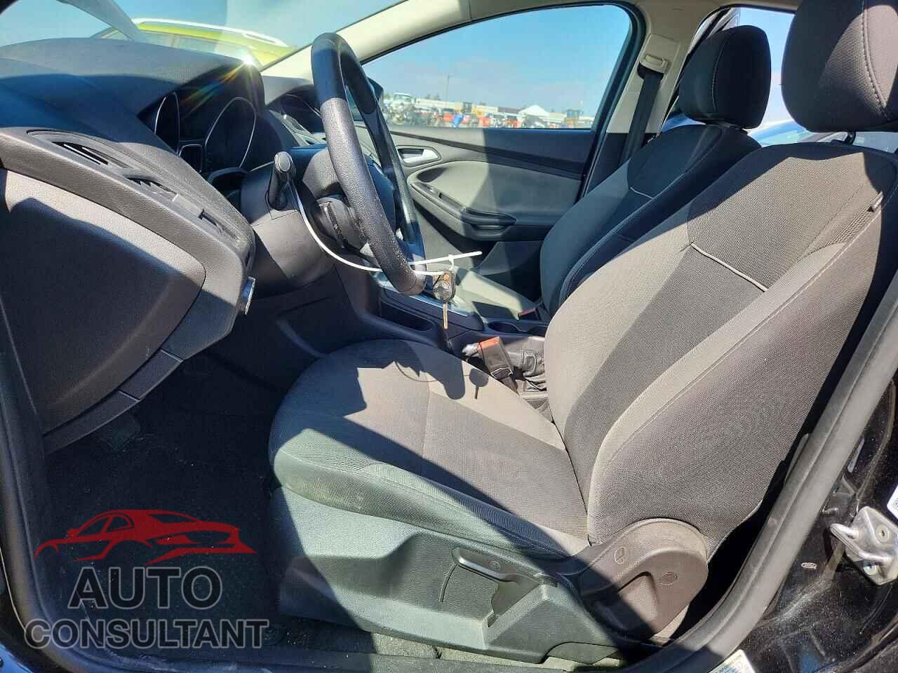 FORD FOCUS 2014 - 1FADP3K29EL324959