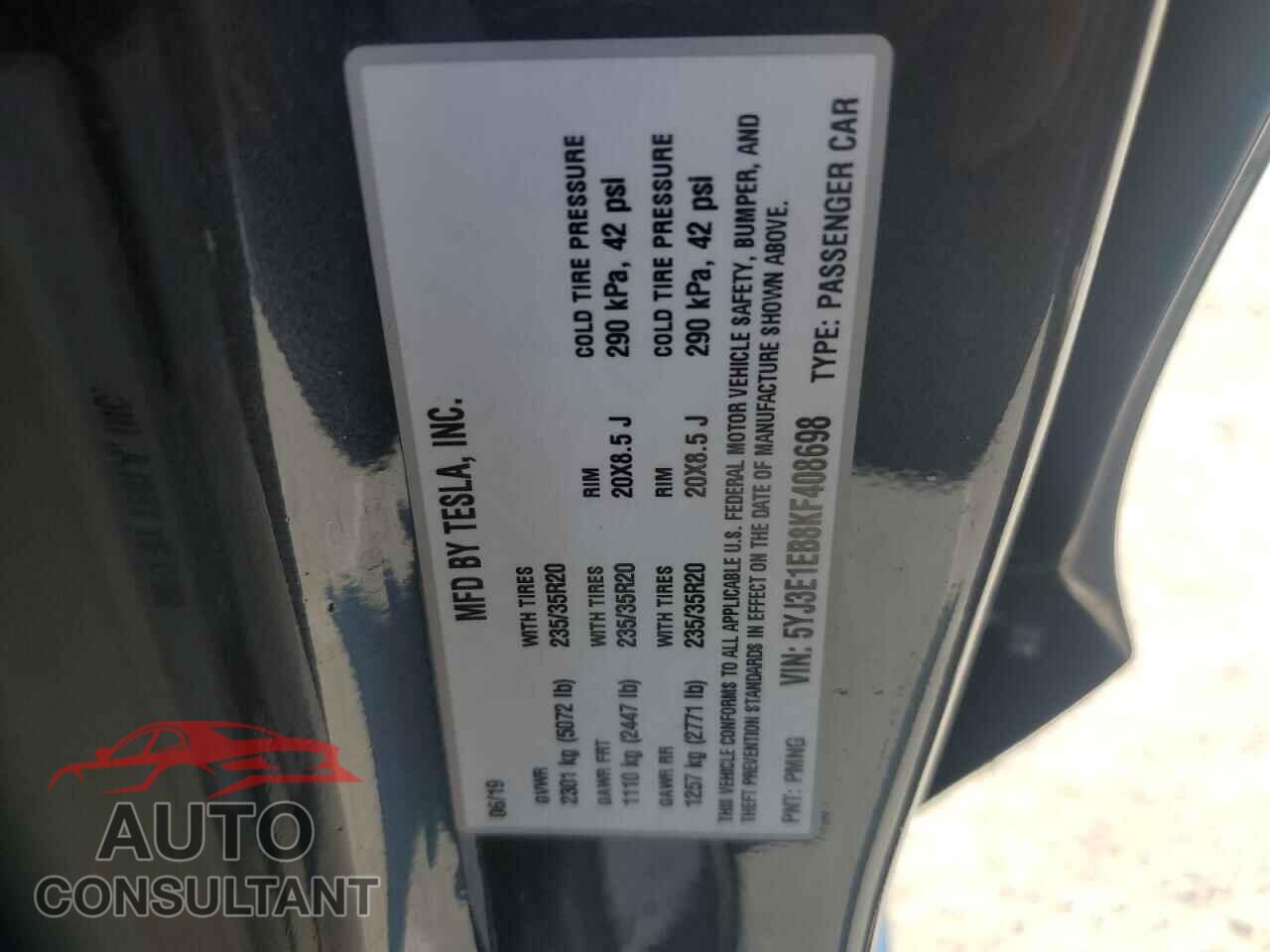 TESLA MODEL 3 2019 - 5YJ3E1EB8KF408698