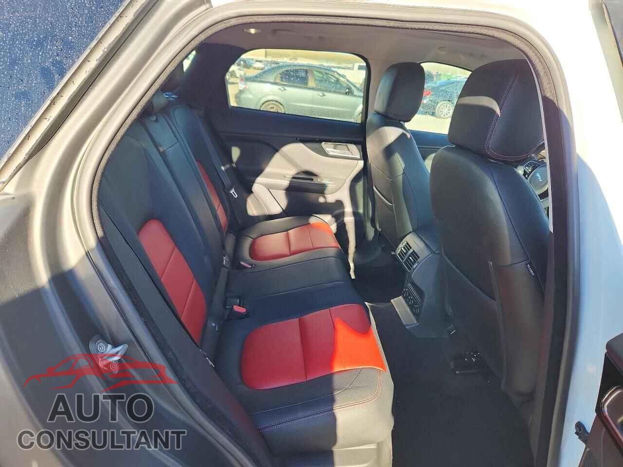 JAGUAR F-PACE 2017 - SADCS2BV6HA056515