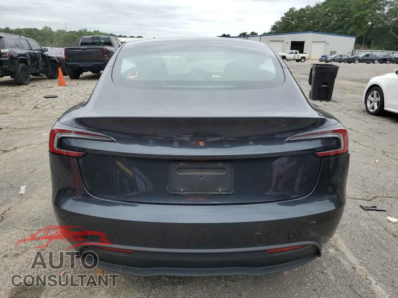 TESLA MODEL 3 2024 - 5YJ3E1EA8RF862726