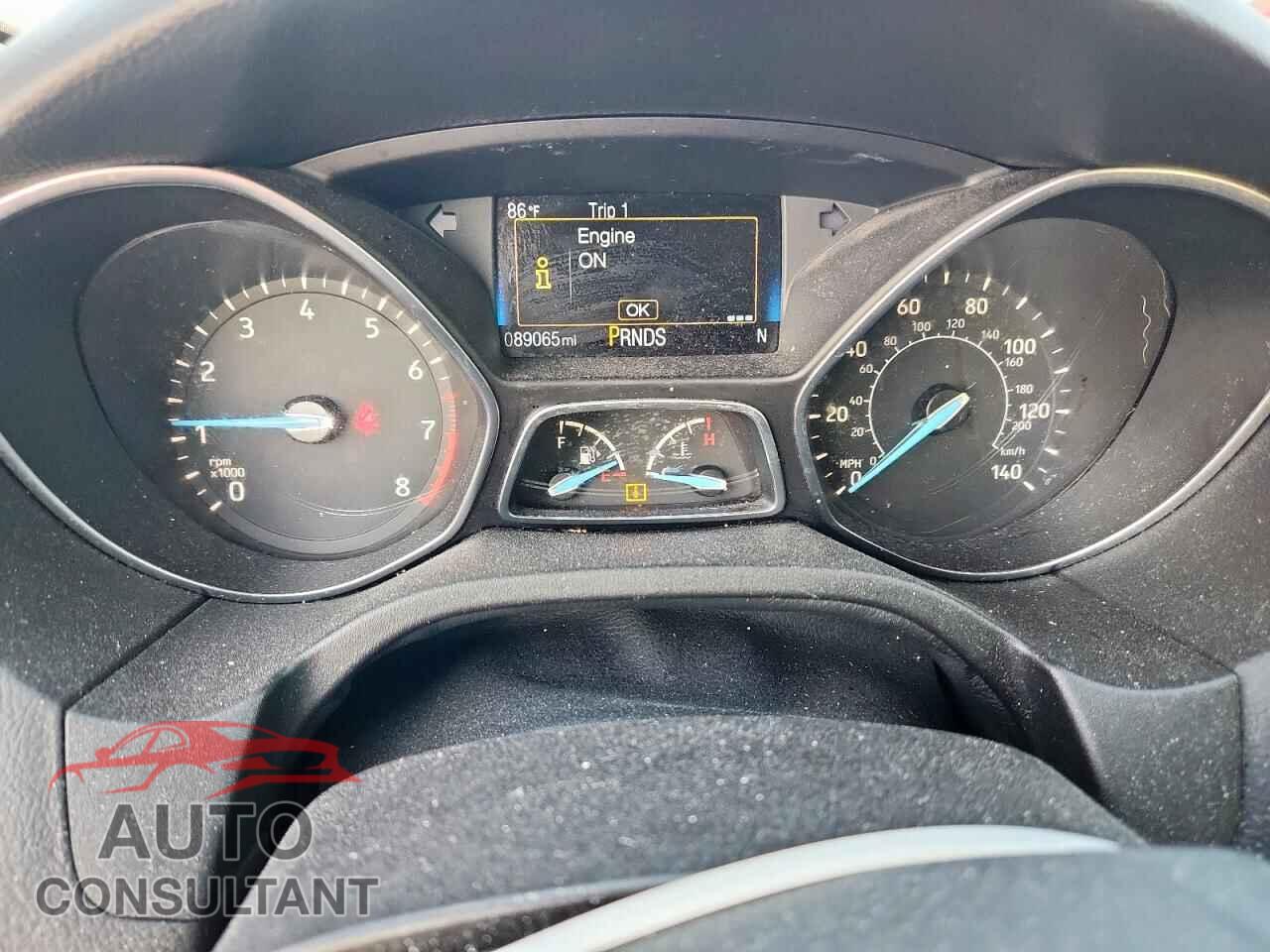 FORD FOCUS 2015 - 1FADP3K26FL305688