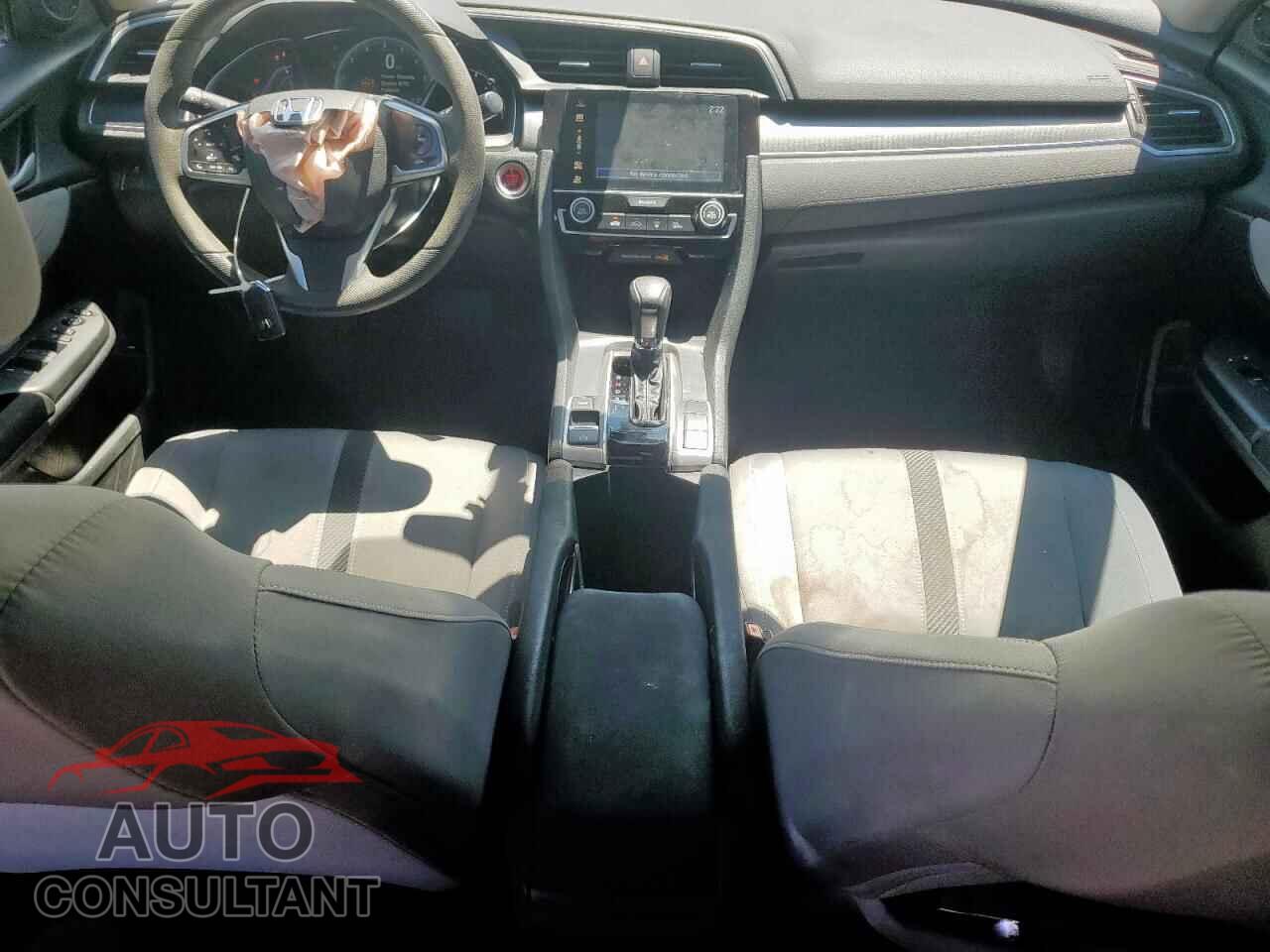 HONDA CIVIC 2018 - 2HGFC2F76JH522423