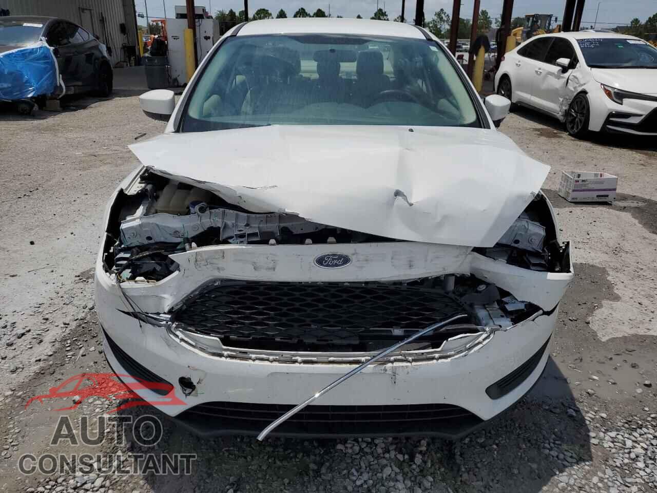 FORD FOCUS 2018 - 1FADP3F20JL248827