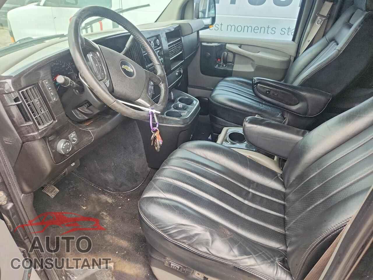CHEVROLET EXPRESS 2012 - 1GBSGDC42C1113512