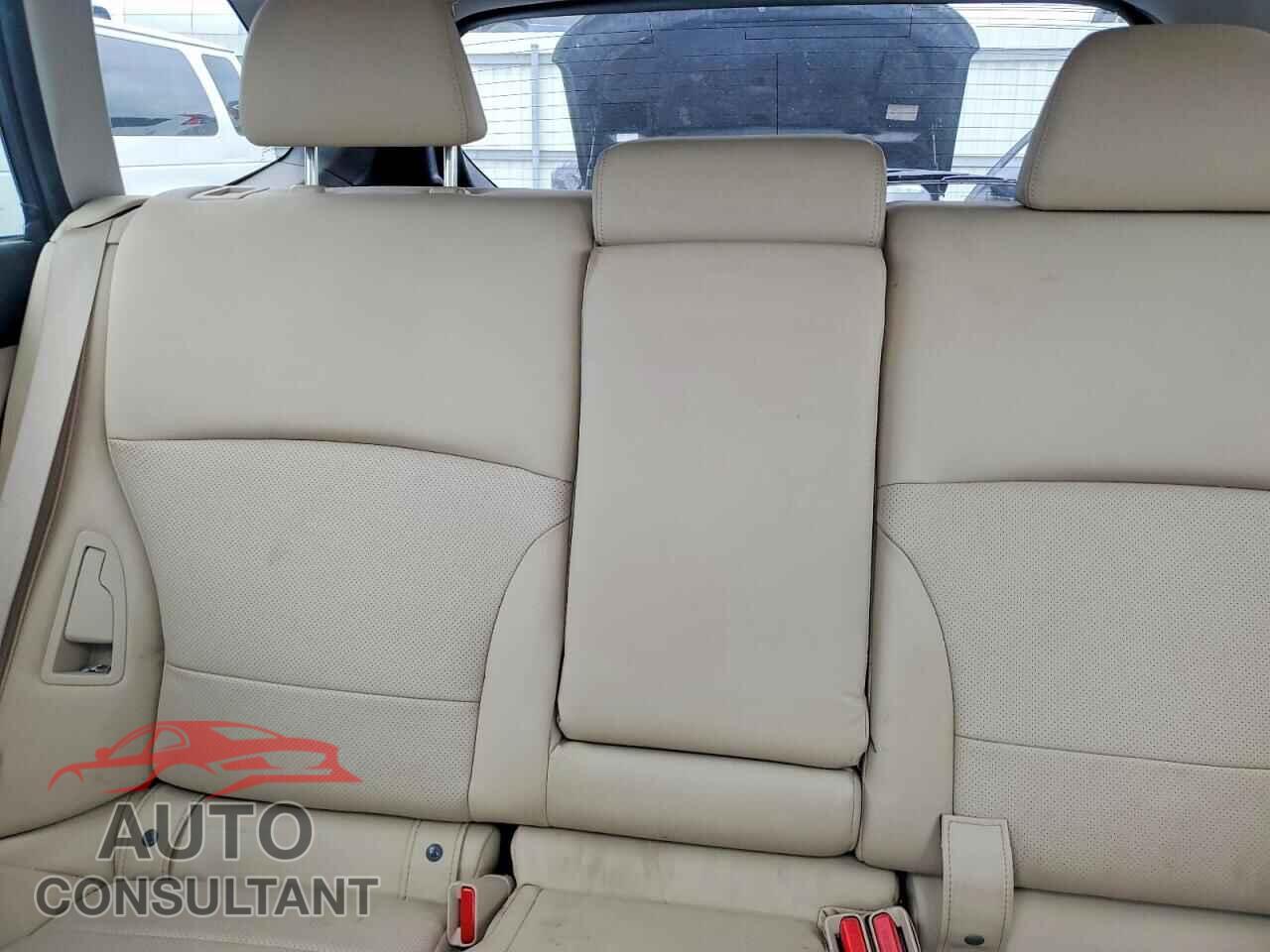 SUBARU OUTBACK 2015 - 4S4BSANC1F3319762