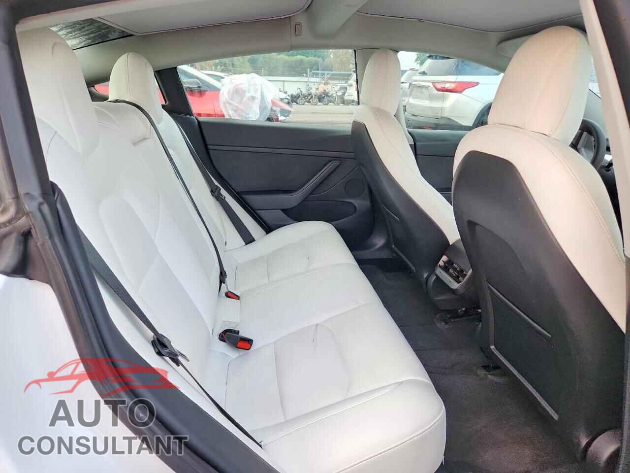 TESLA MODEL 3 2021 - 5YJ3E1EA8MF028836