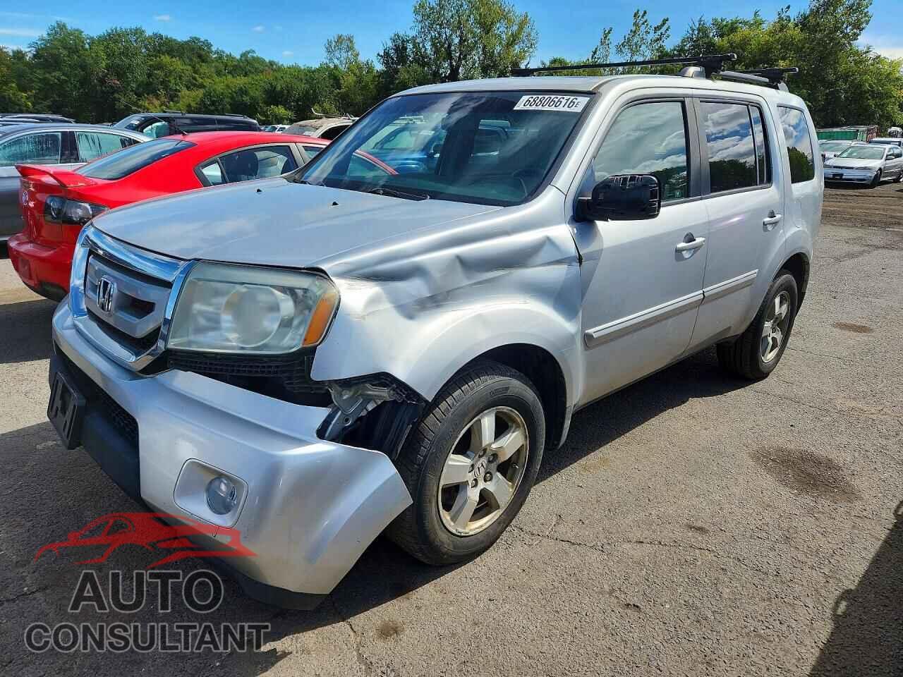 HONDA PILOT 2010 - 5FNYF4H61AB022481