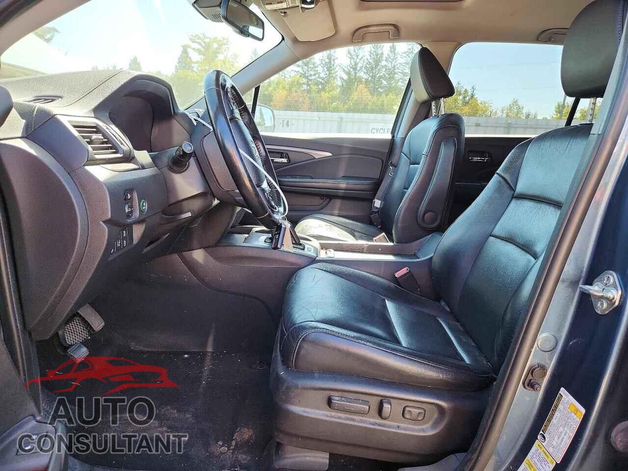 HONDA PILOT 2016 - 5FNYF6H71GB511444
