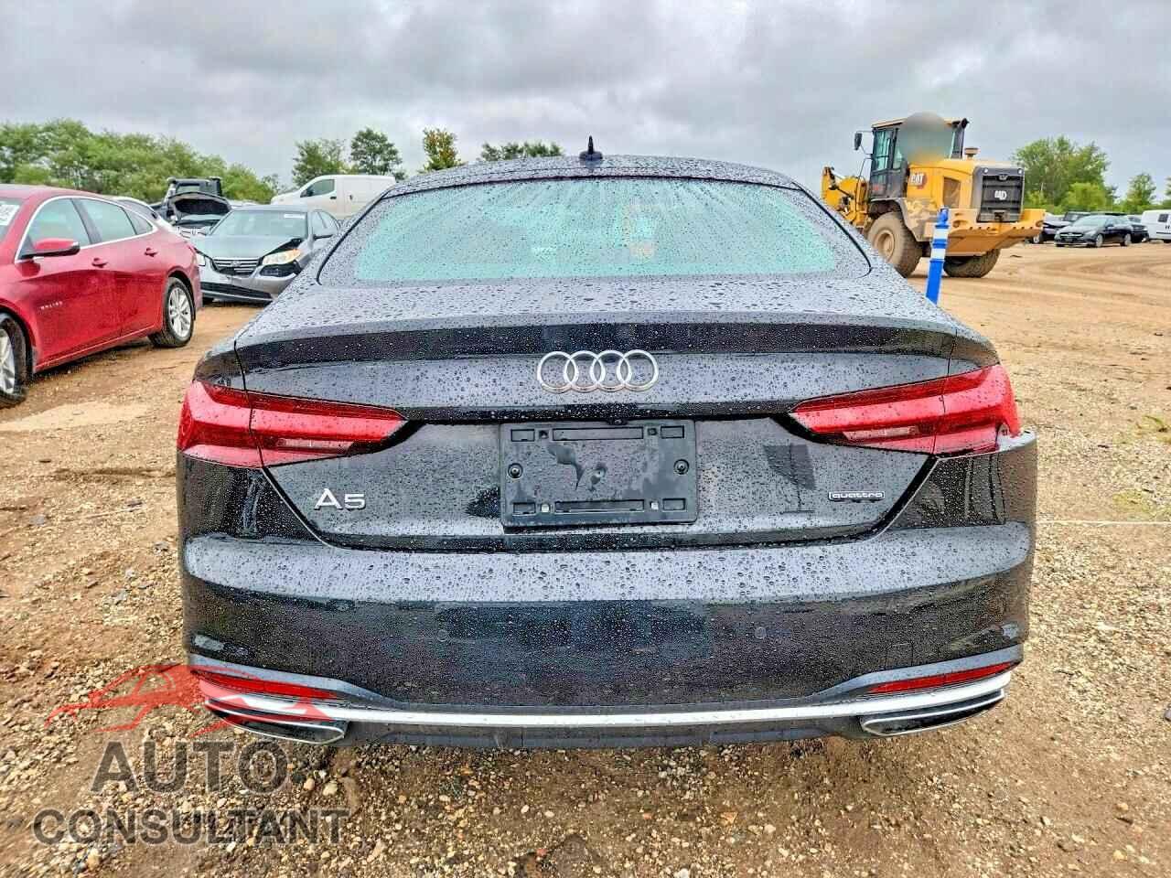 AUDI A5 2021 - WAUCBCF58MA051111