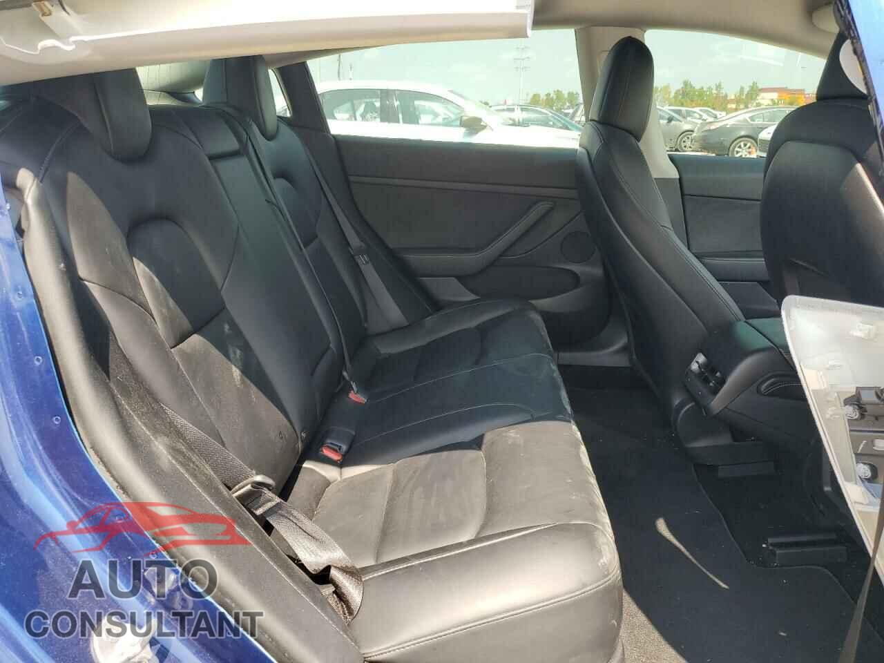 TESLA MODEL 3 2021 - 5YJ3E1EA9MF057374