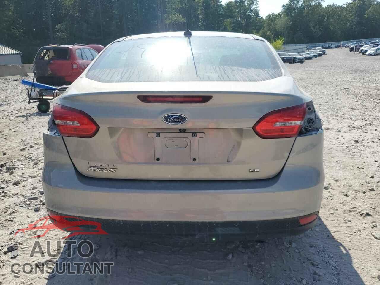 FORD FOCUS 2015 - 1FADP3F29FL304805
