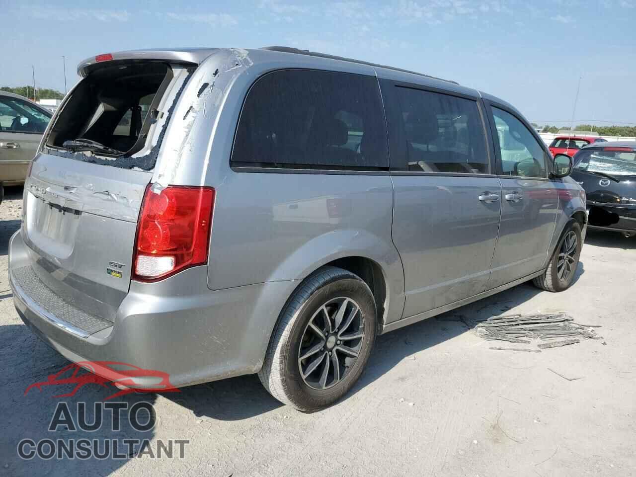 DODGE CARAVAN 2018 - 2C4RDGEG2JR150547