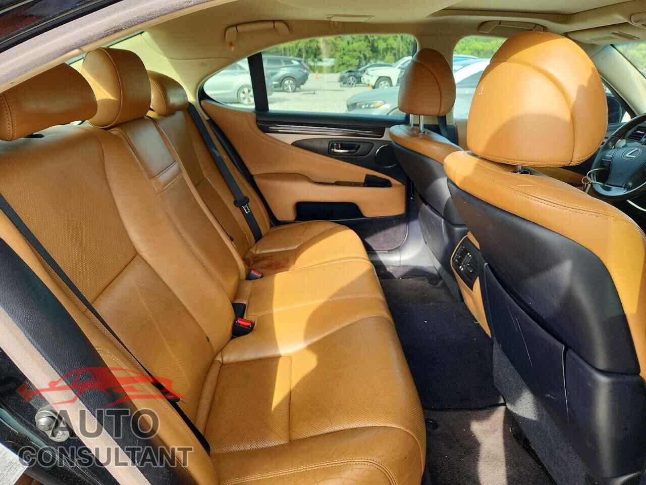 LEXUS LS460 2017 - JTHBL5EF6H5145325