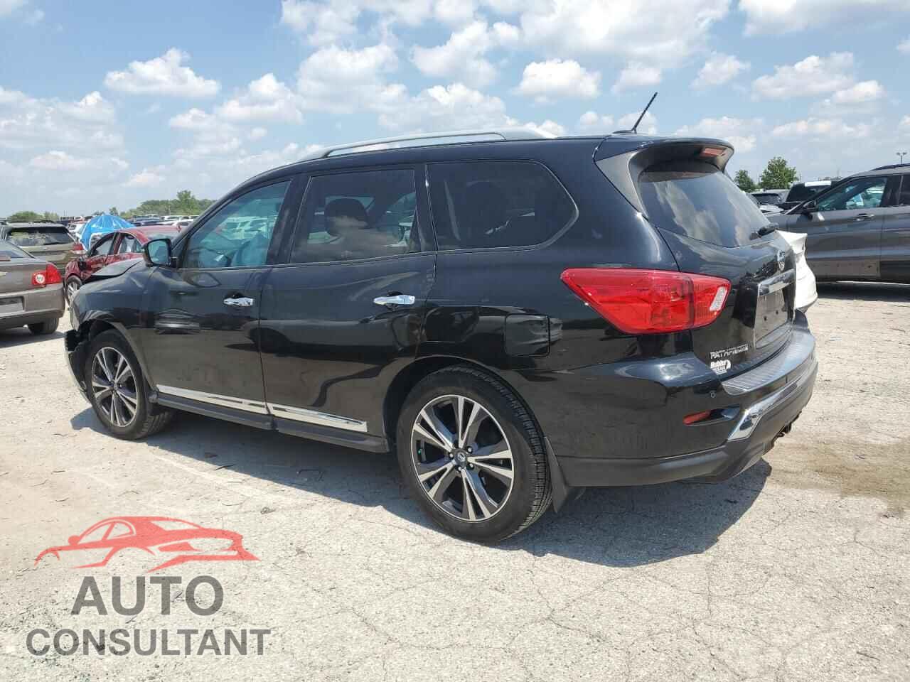NISSAN PATHFINDER 2017 - 5N1DR2MM7HC626523