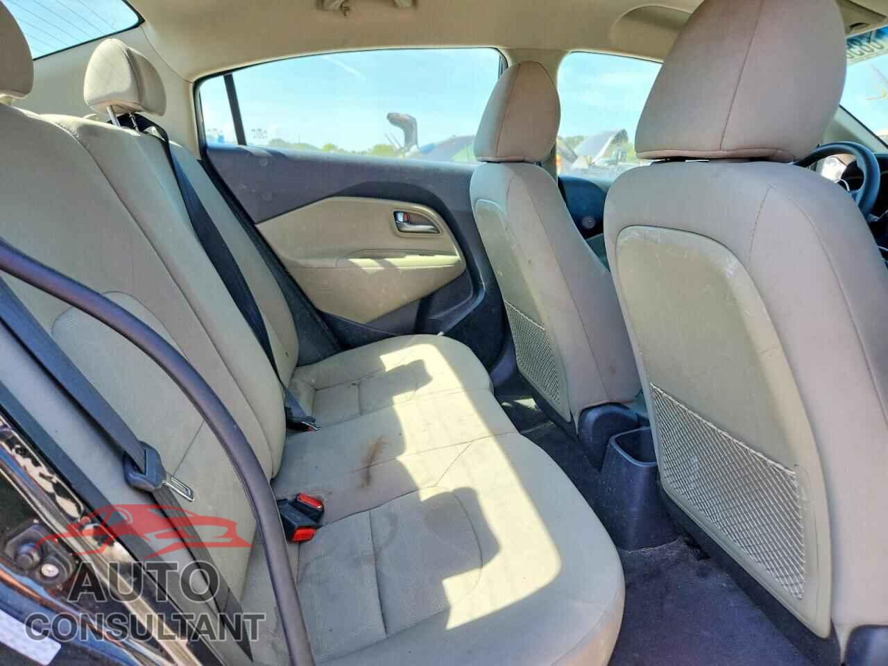 KIA RIO 2017 - KNADM4A33H6071656