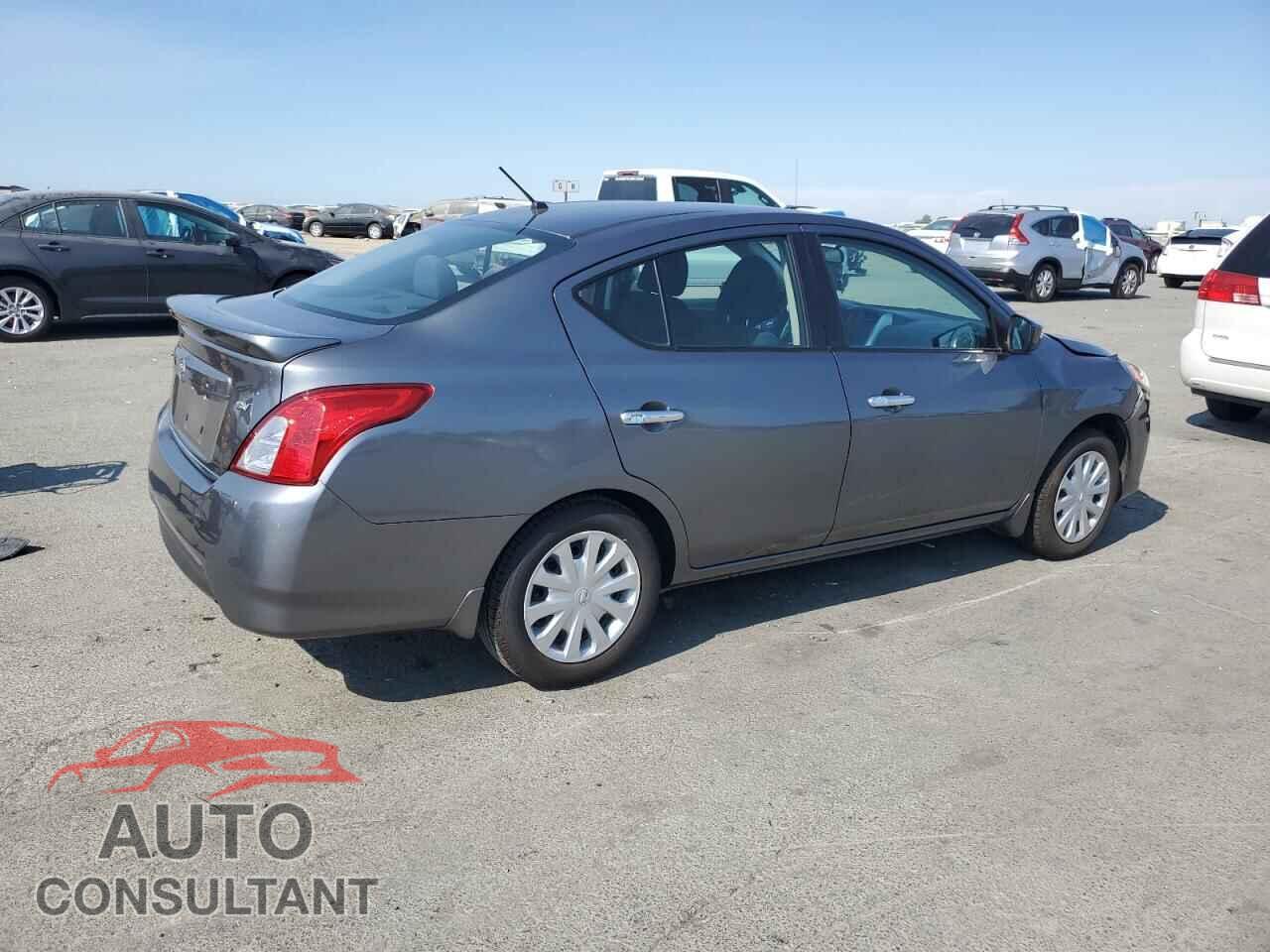 NISSAN VERSA 2017 - 3N1CN7AP6HL809653