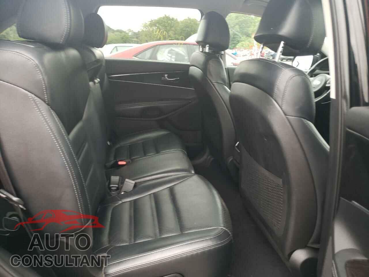 KIA SORENTO 2017 - 5XYPGDA30HG337073