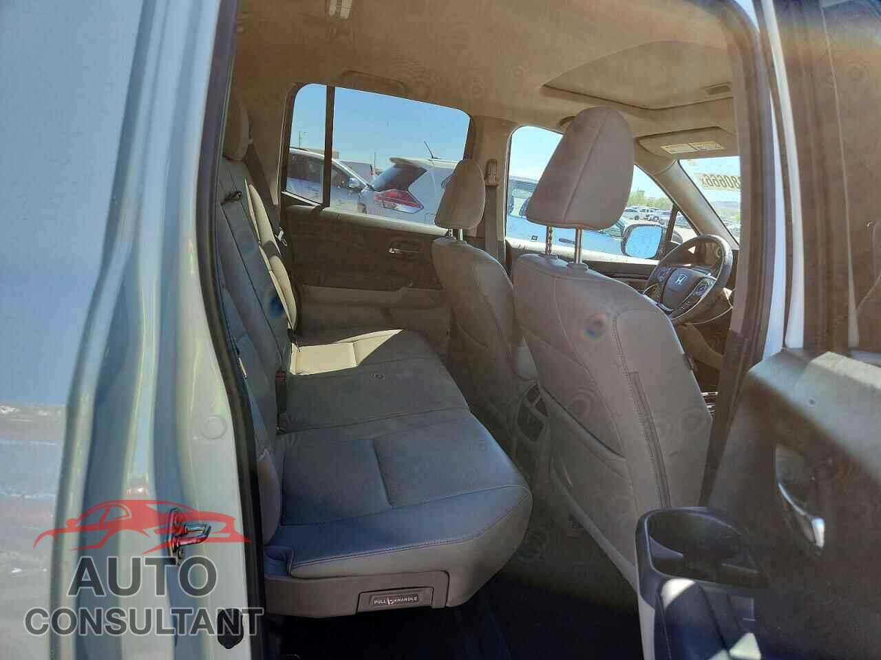 HONDA RIDGELINE 2017 - 5FPYK3F71HB023651