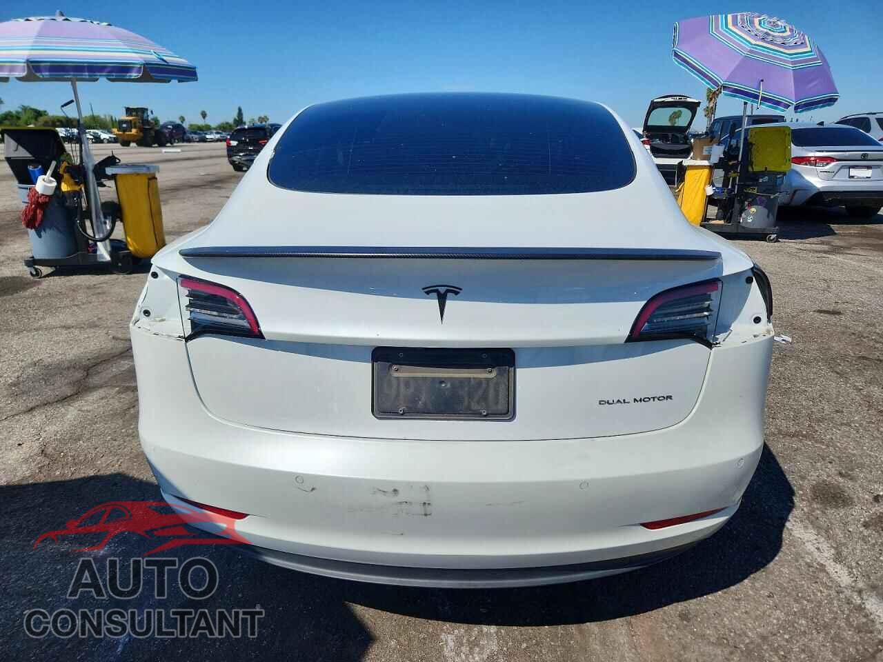 TESLA MODEL 3 2022 - 5YJ3E1EB5NF206423