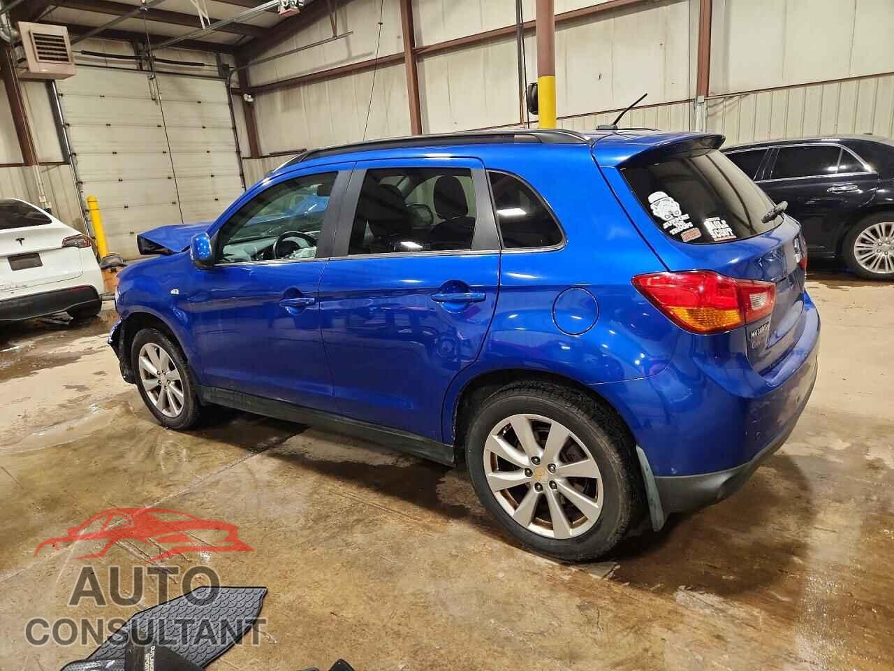 MITSUBISHI OUTLANDER 2015 - 4A4AR4AU7FE010113