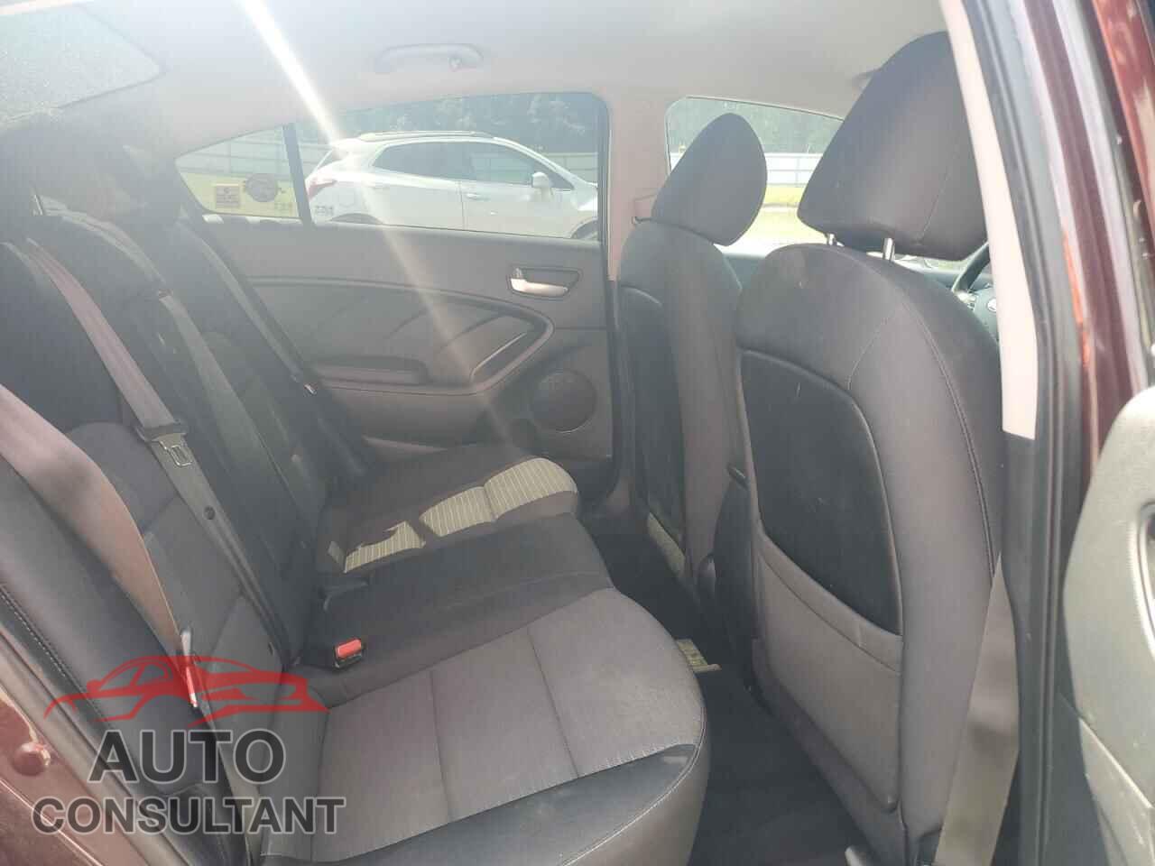 KIA FORTE 2017 - 3KPFL4A74HE150944