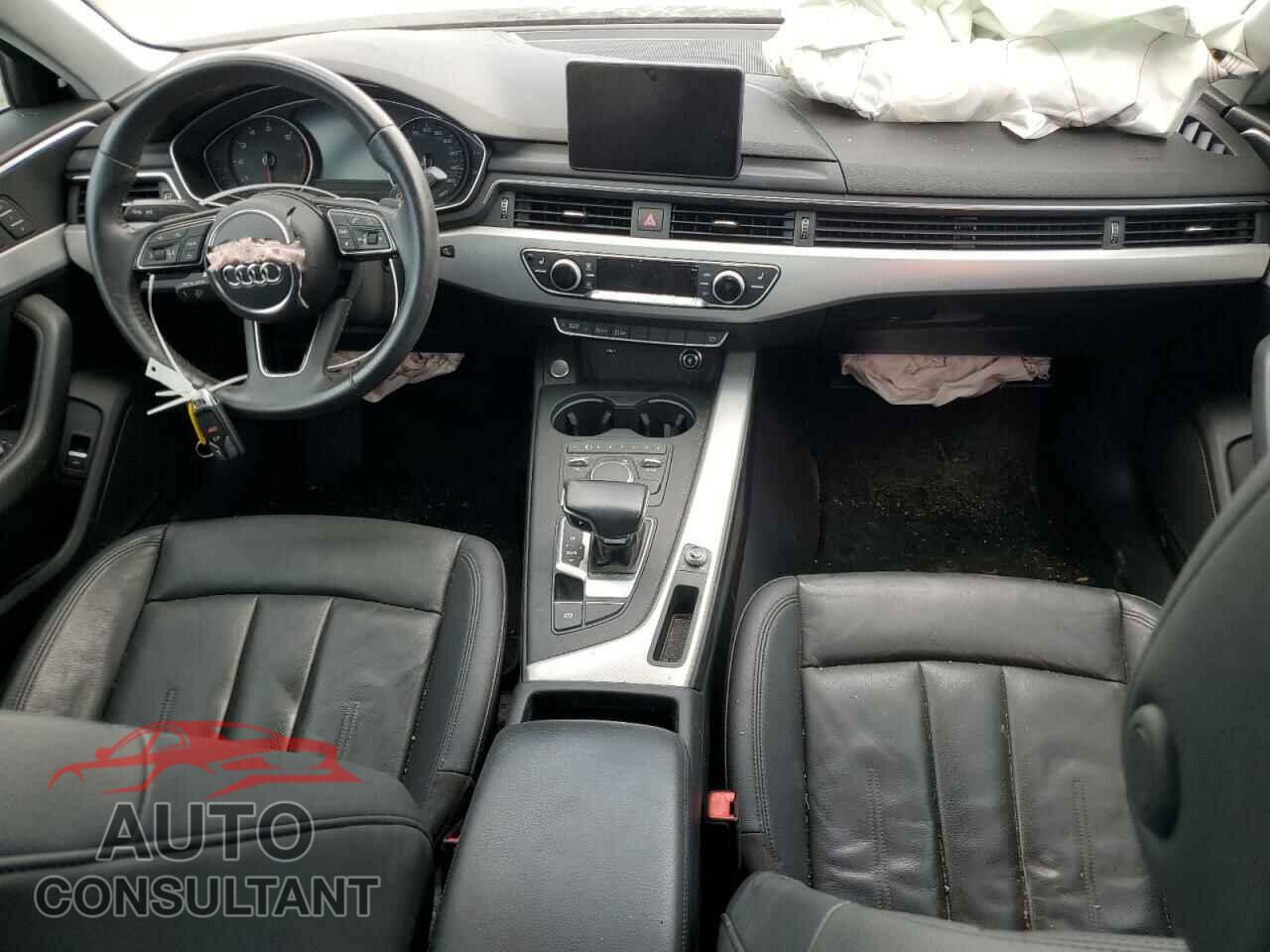 AUDI A4 2018 - WAUKMAF49JA118117