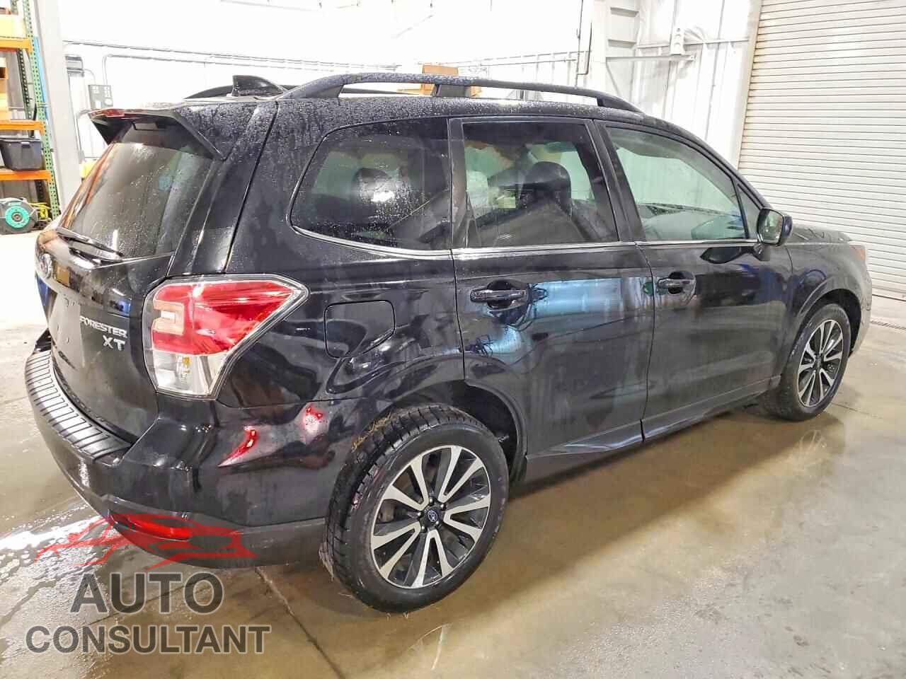 SUBARU FORESTER 2018 - JF2SJGEC8JH420871