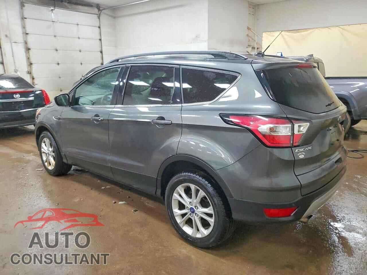 FORD ESCAPE 2017 - 1FMCU9GD1HUC09763