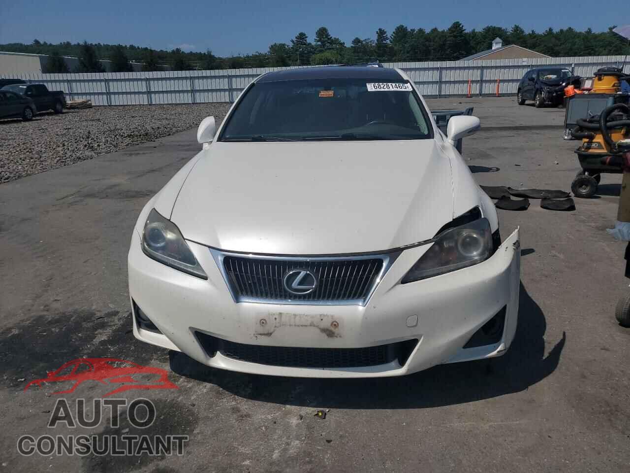 LEXUS IS 2012 - JTHCF5C29C5060645
