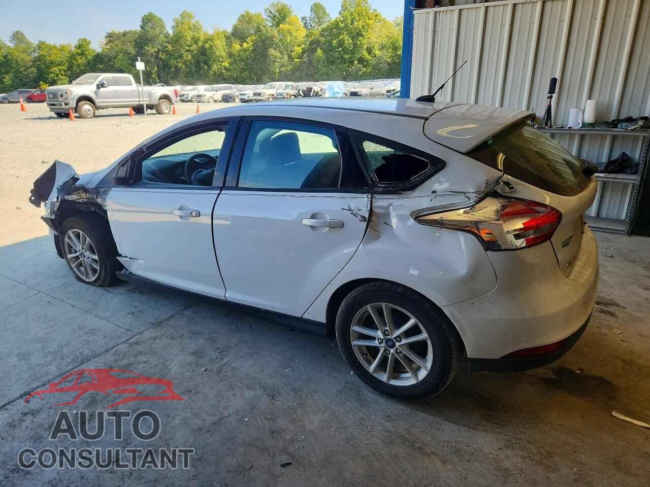 FORD FOCUS 2018 - 1FADP3K28JL245518