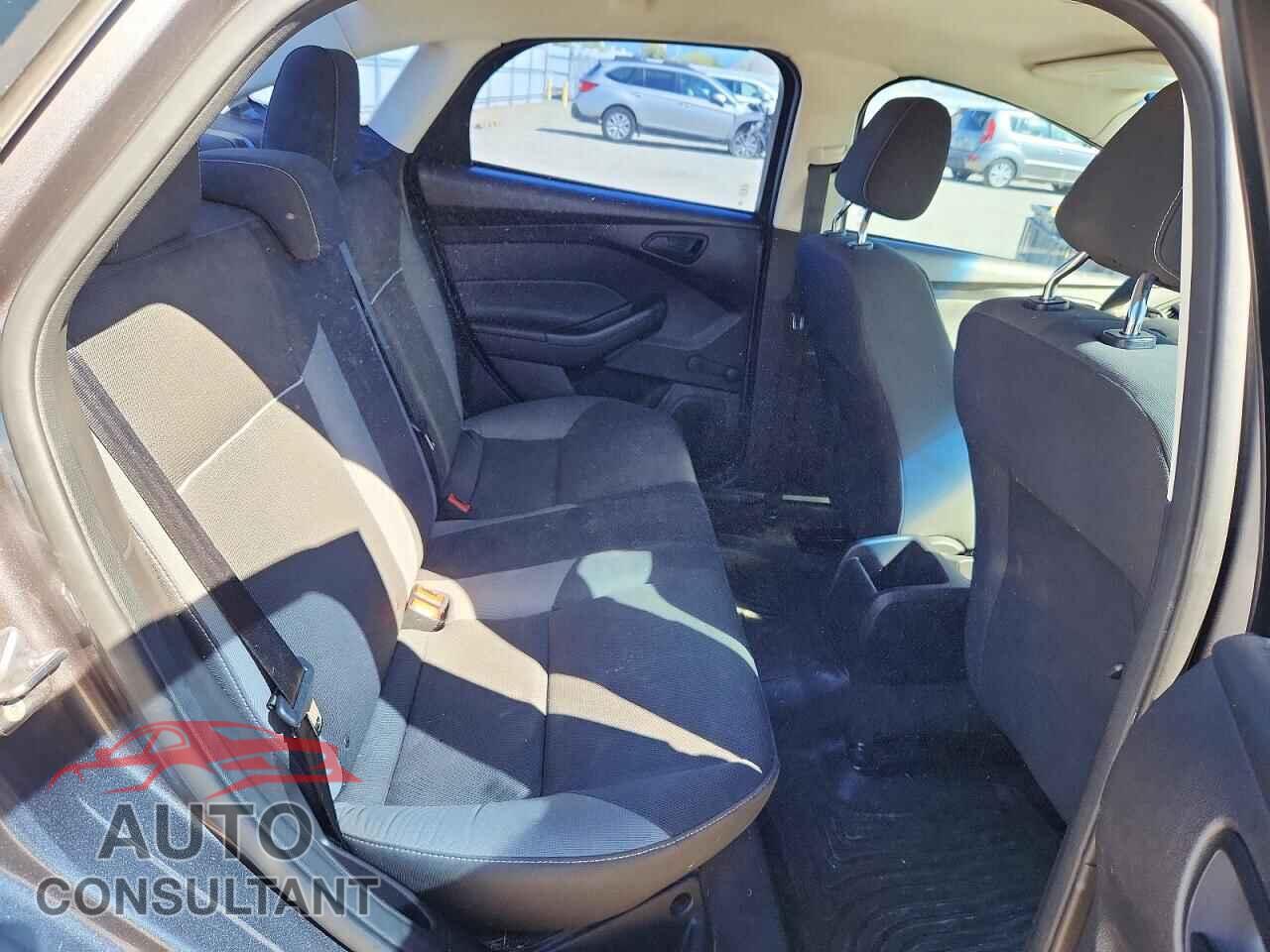 FORD FOCUS 2012 - 1FAHP3E28CL435027