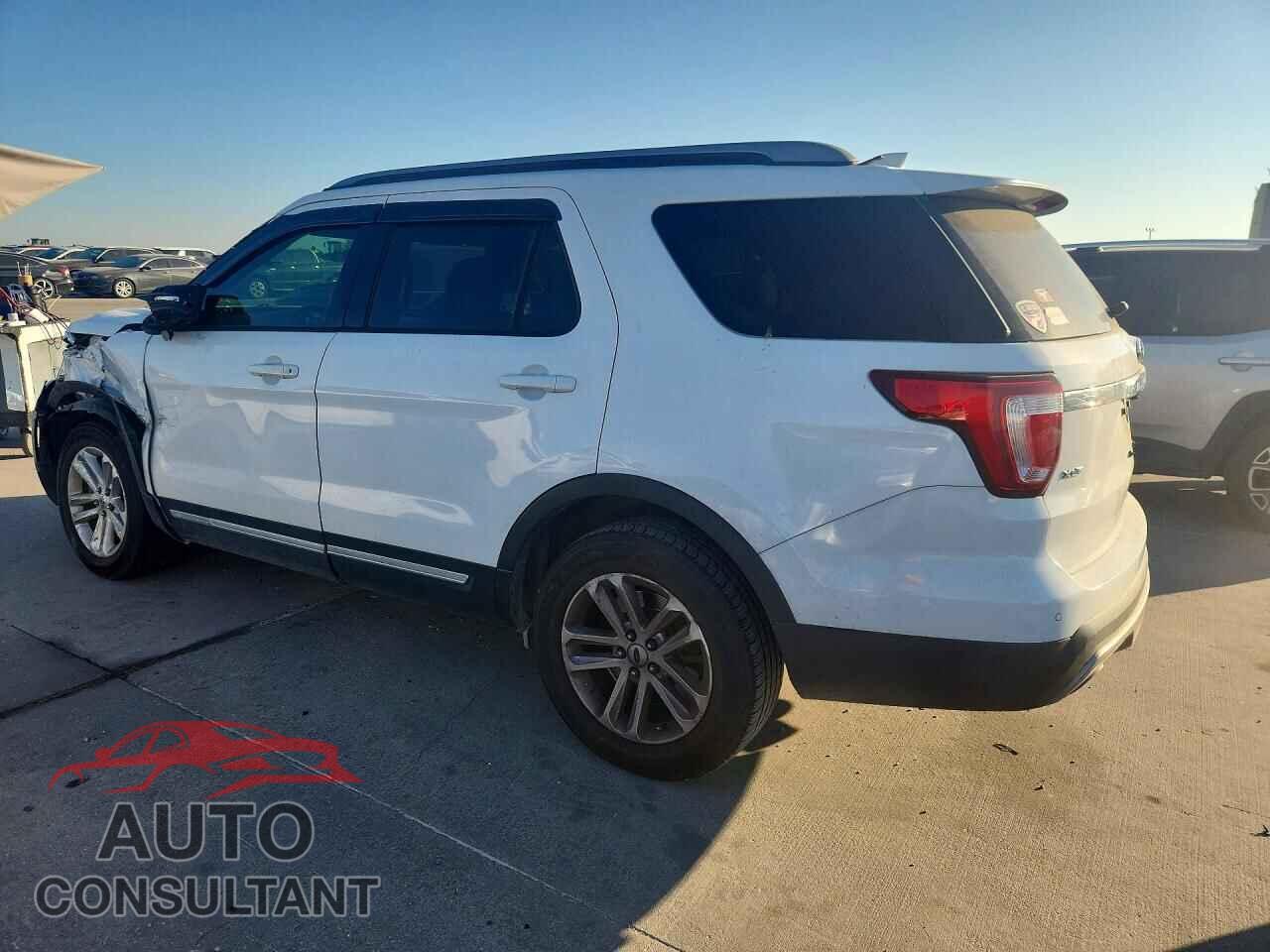 FORD EXPLORER 2017 - 1FM5K7DH9HGD98235