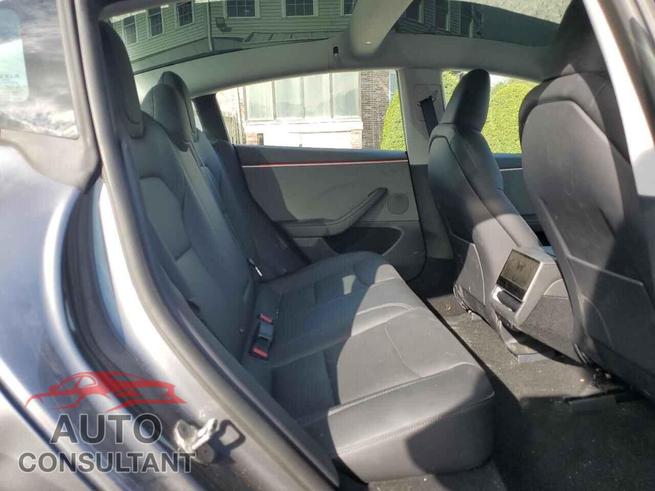 TESLA MODEL 3 2024 - 5YJ3E1EA6RF862207