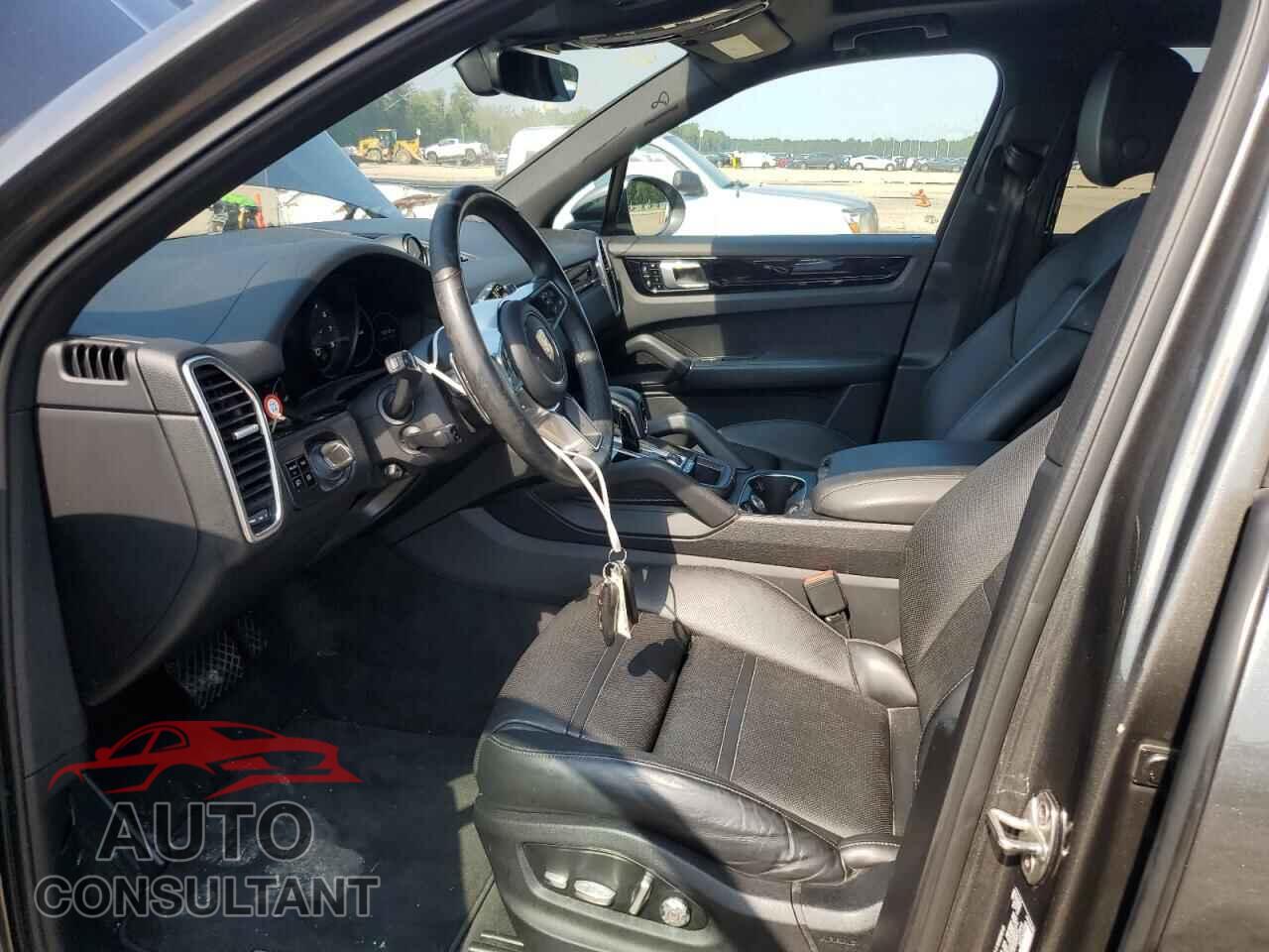 PORSCHE CAYENNE 2020 - WP1AA2AY5LDA06776