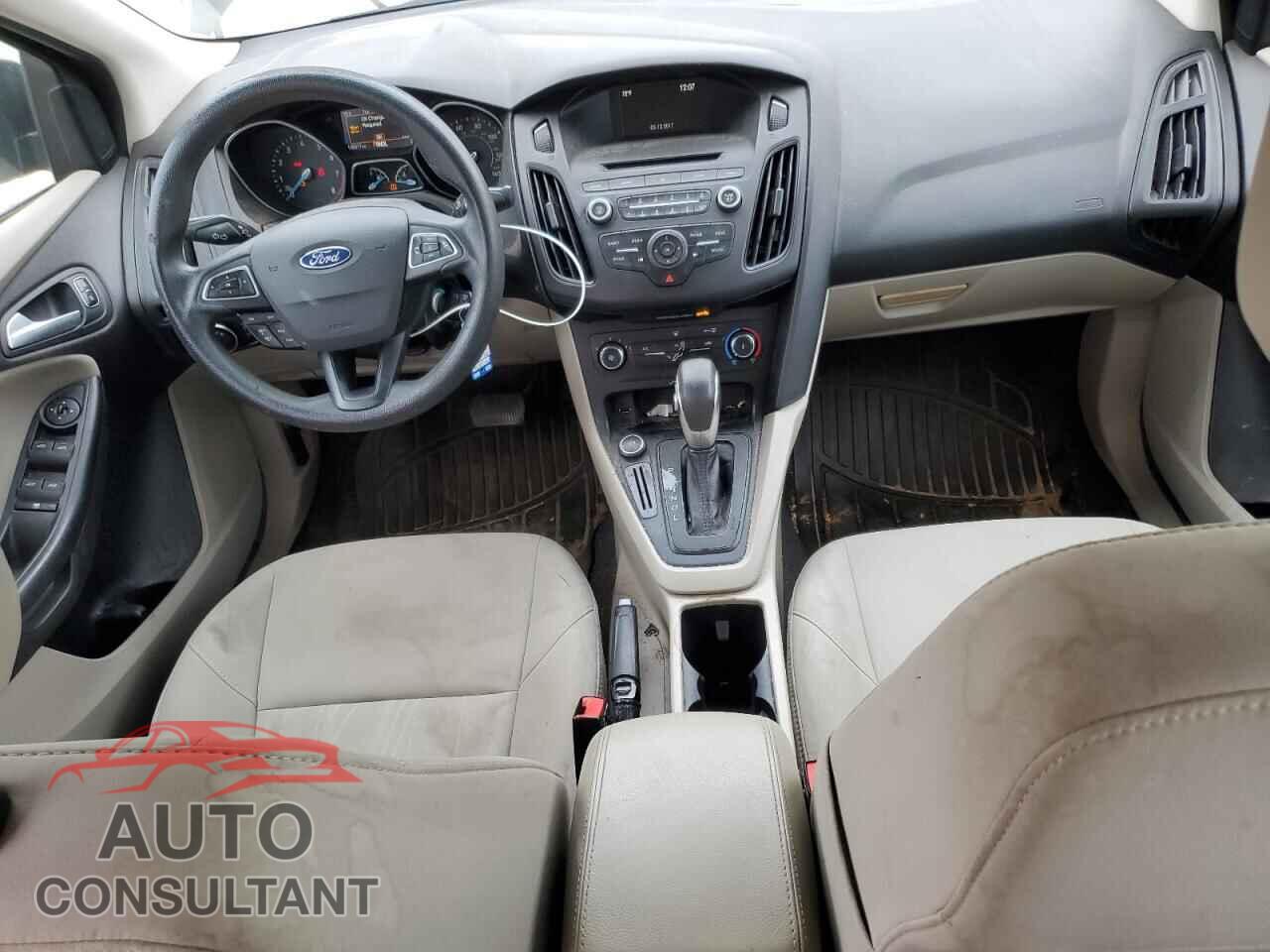 FORD FOCUS 2017 - 1FADP3F27HL259706