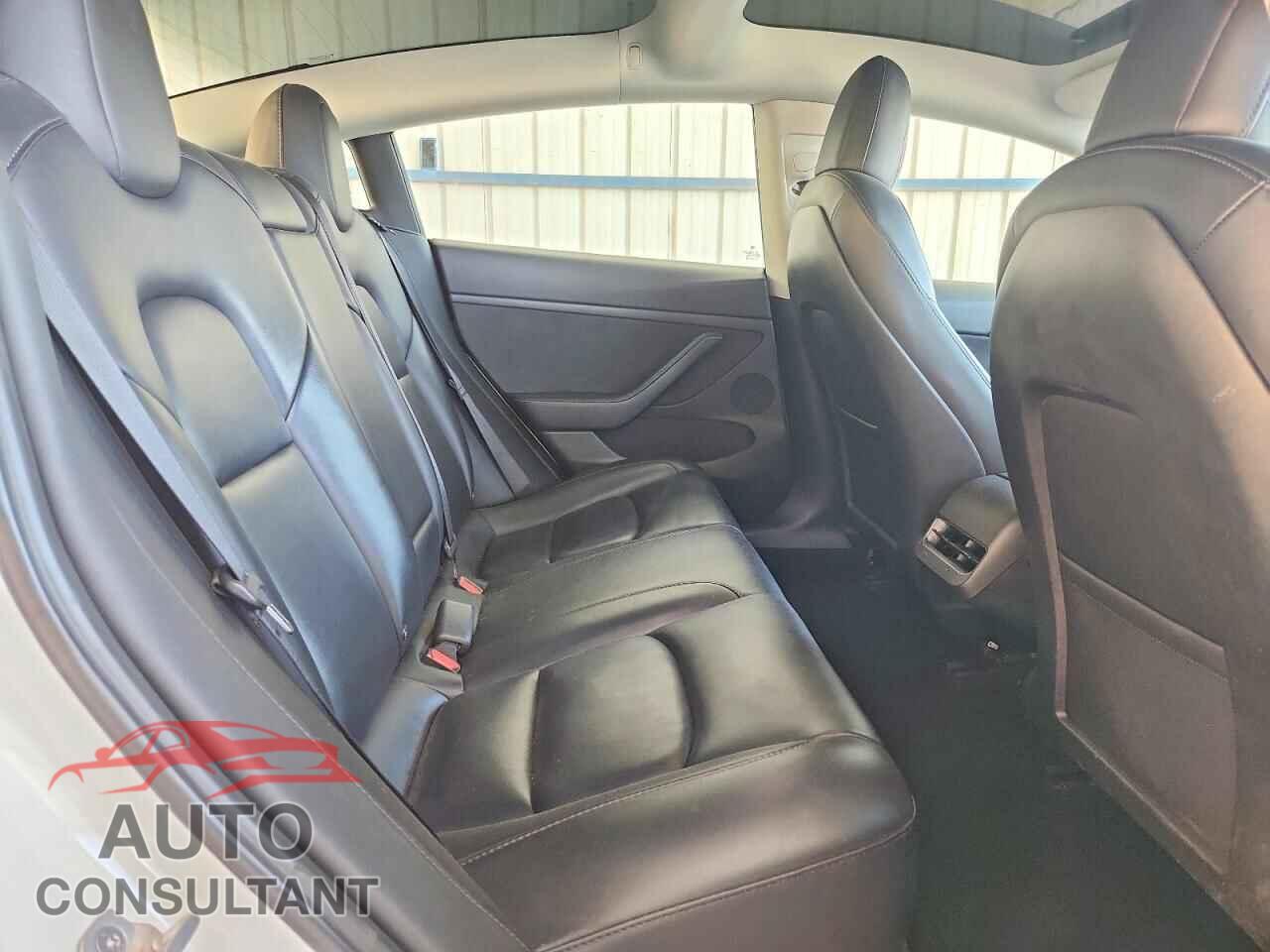 TESLA MODEL 3 2022 - 5YJ3E1EA0NF368970