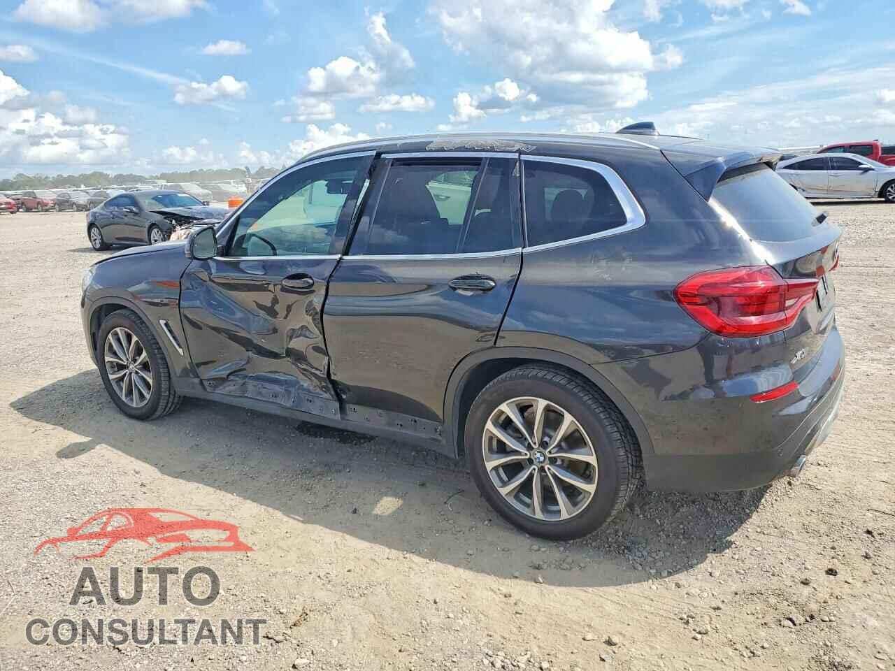 BMW X3 2019 - 5UXTR7C52KLF30007