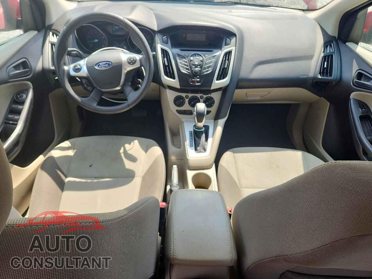 FORD FOCUS 2012 - 1FAHP3F26CL417527