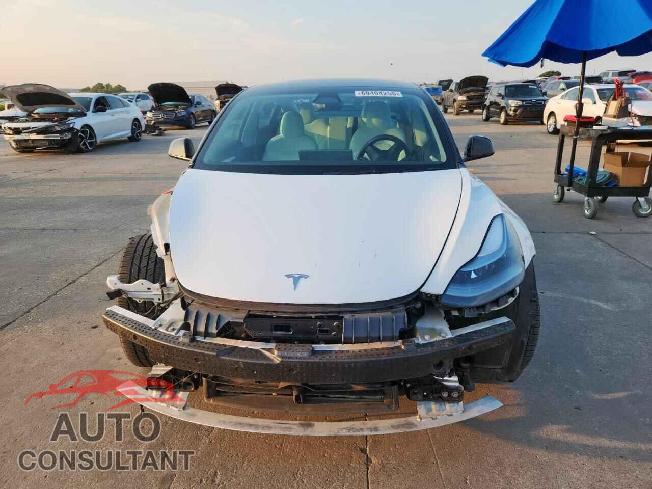 TESLA MODEL 3 2022 - 5YJ3E1EB0NF166459