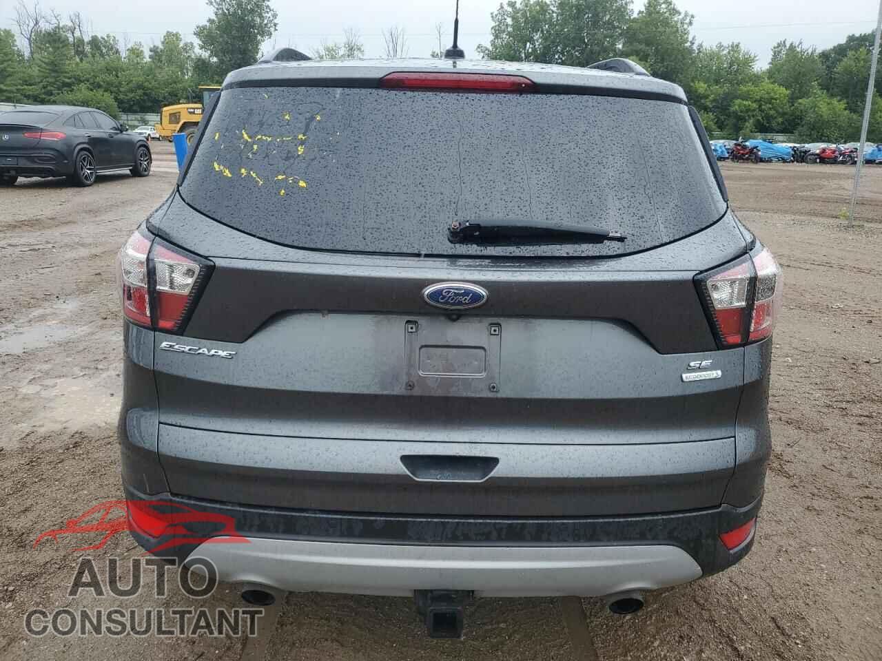 FORD ESCAPE 2017 - 1FMCU0G95HUC36214