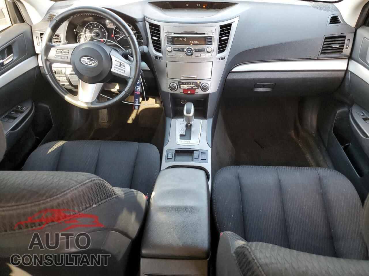 SUBARU OUTBACK 2011 - 4S4BRBGC8B3438322