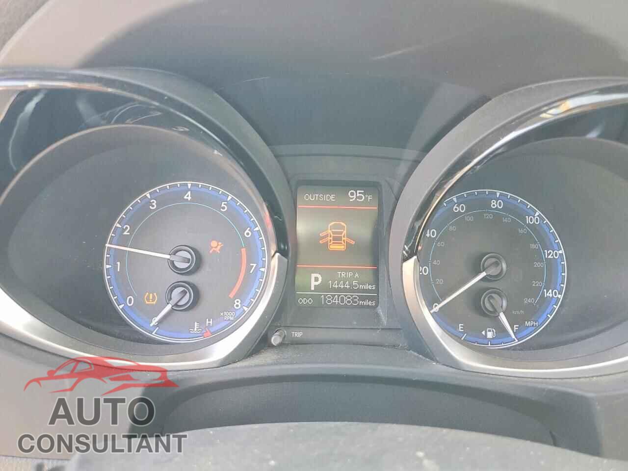 TOYOTA COROLLA 2014 - 2T1BURHE0EC175640