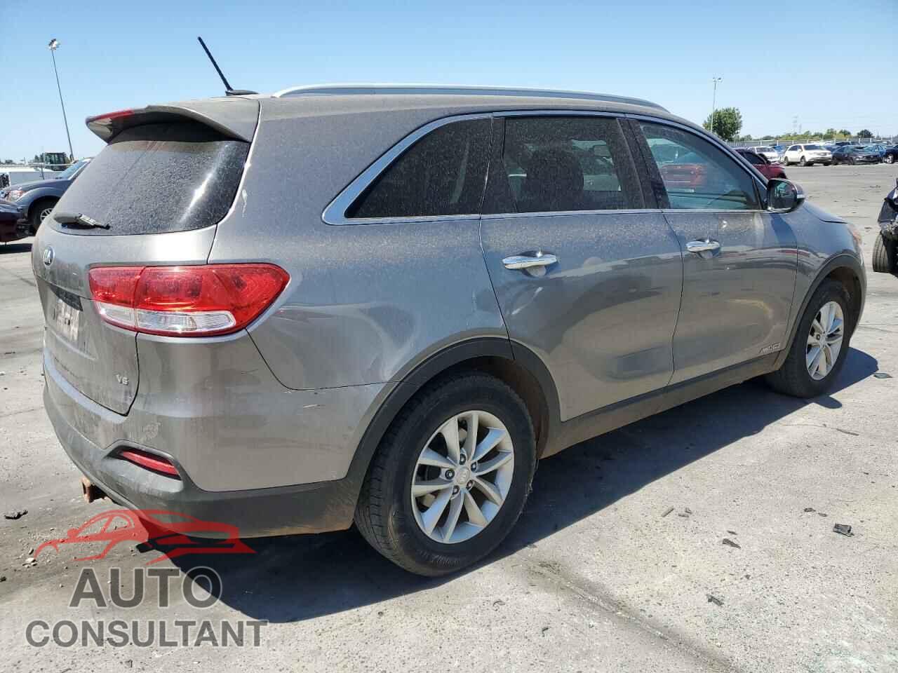 KIA SORENTO 2017 - 5XYPGDA55HG203189