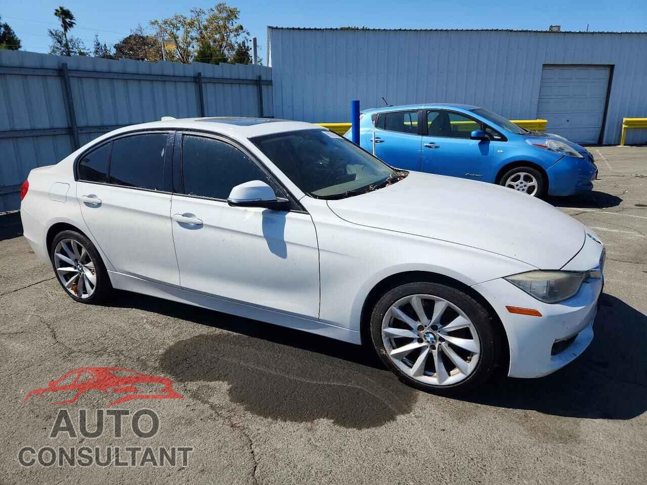 BMW 3 SERIES 2012 - WBA3C1C53CF433120