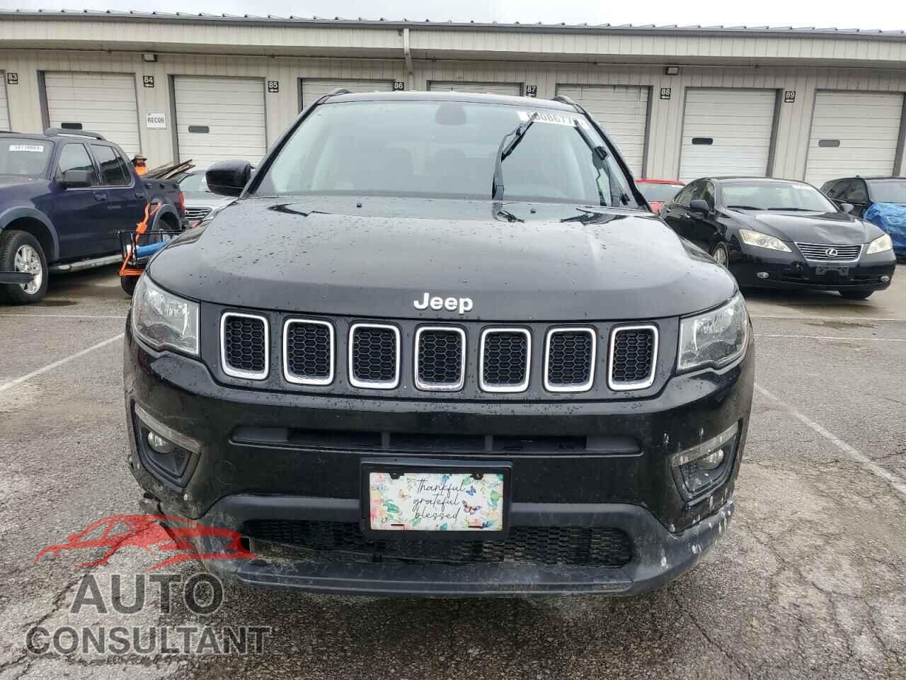 JEEP COMPASS 2018 - 3C4NJDBB7JT355356
