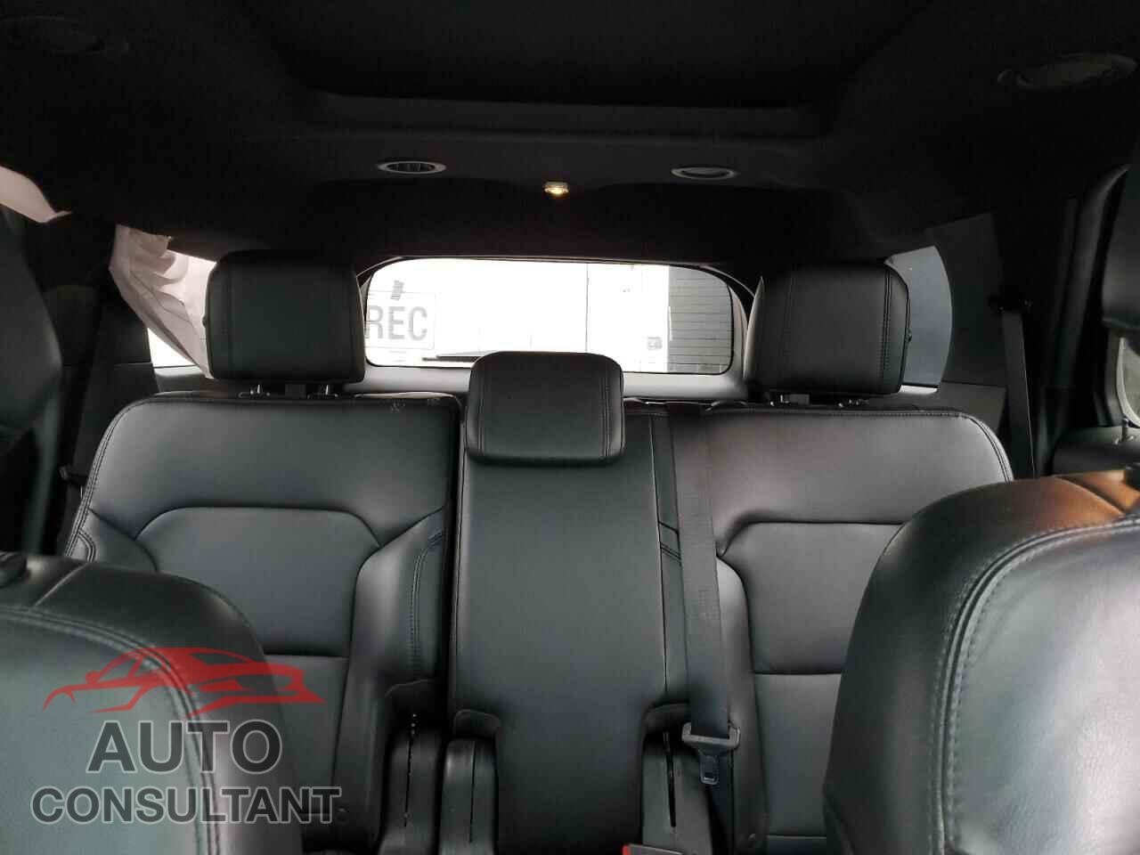 FORD EXPLORER 2017 - 1FM5K8D83HGD74552
