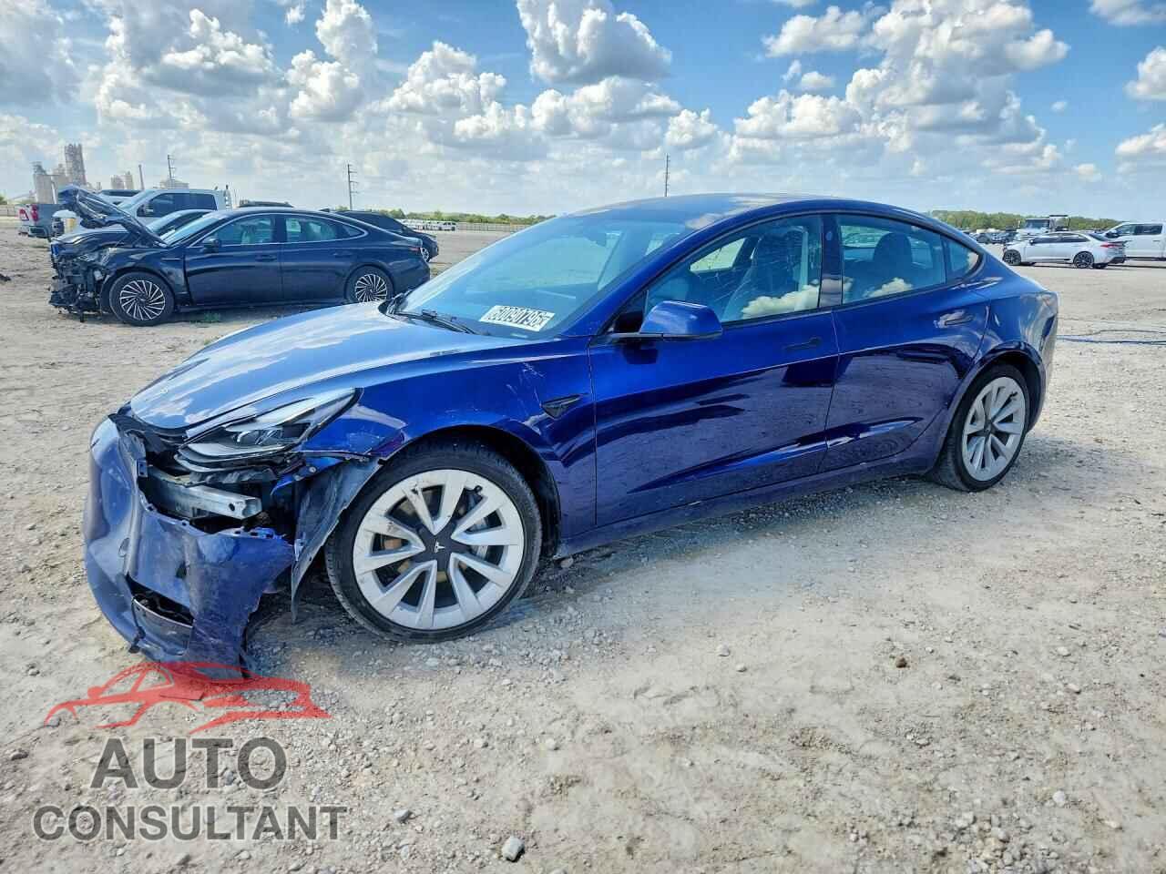 TESLA MODEL 3 2022 - 5YJ3E1EA5NF371931